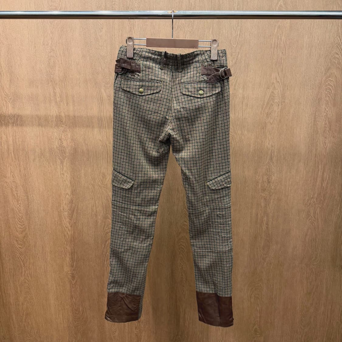 랄프로렌 카고 팬츠 체크 패턴 멀티 포켓 디테일 브라운 상품이미지3