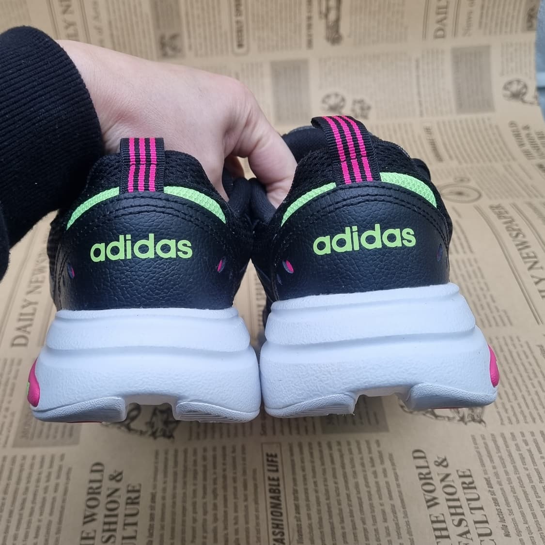 아디다스 스트러터 여성운동화240  상품이미지4