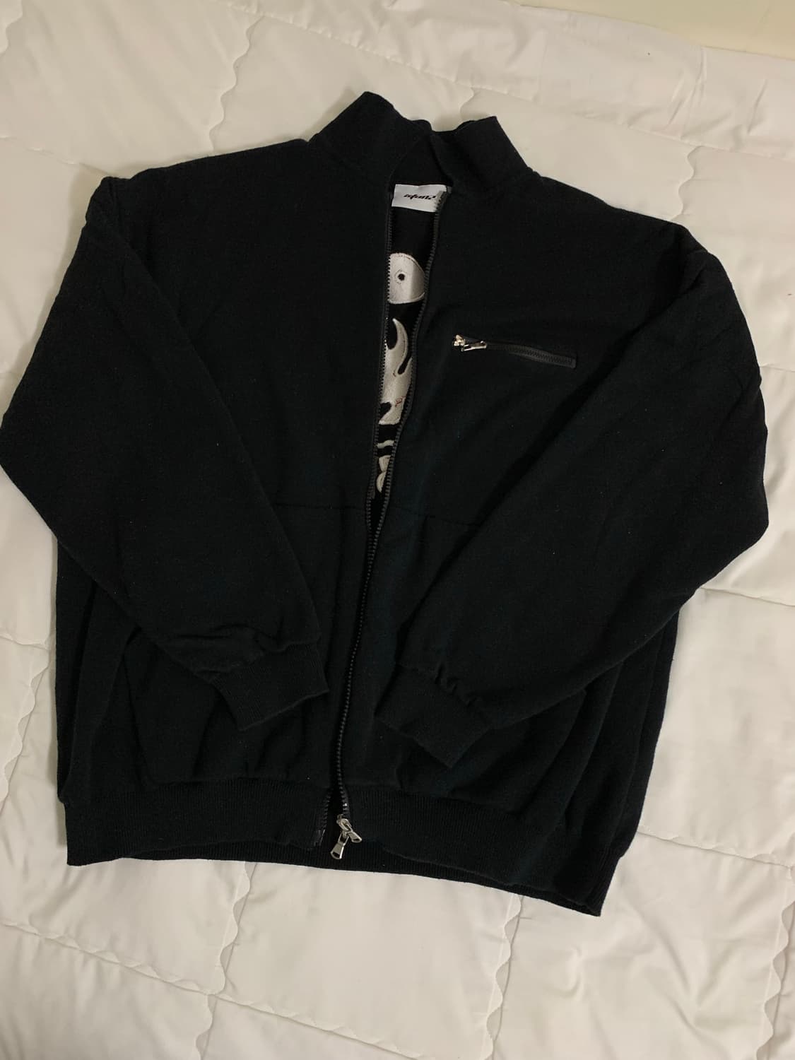 엑스톤즈 니트 집업 상품이미지1