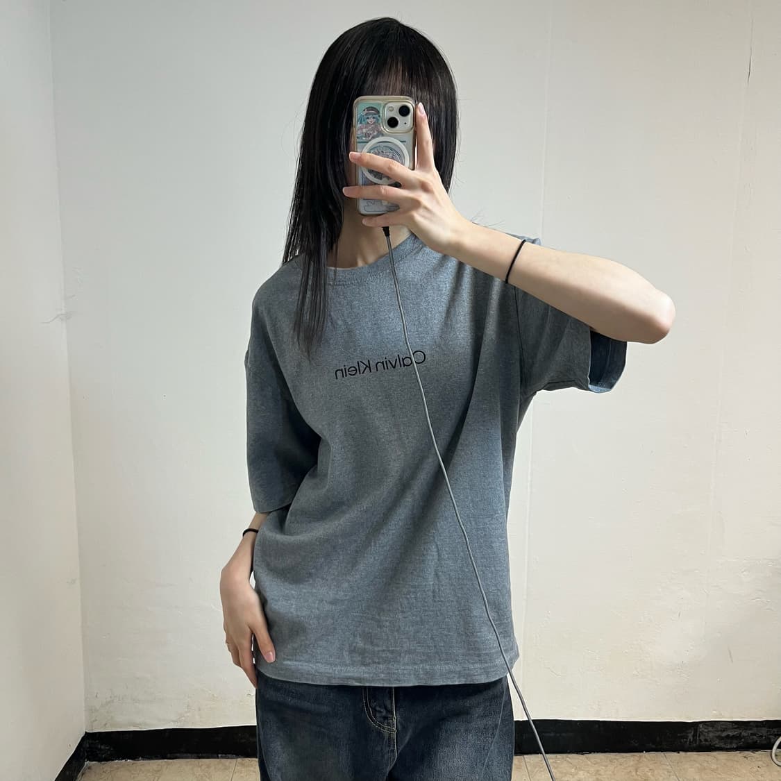 Calvin Klein Grey T-Shirt 상품이미지1