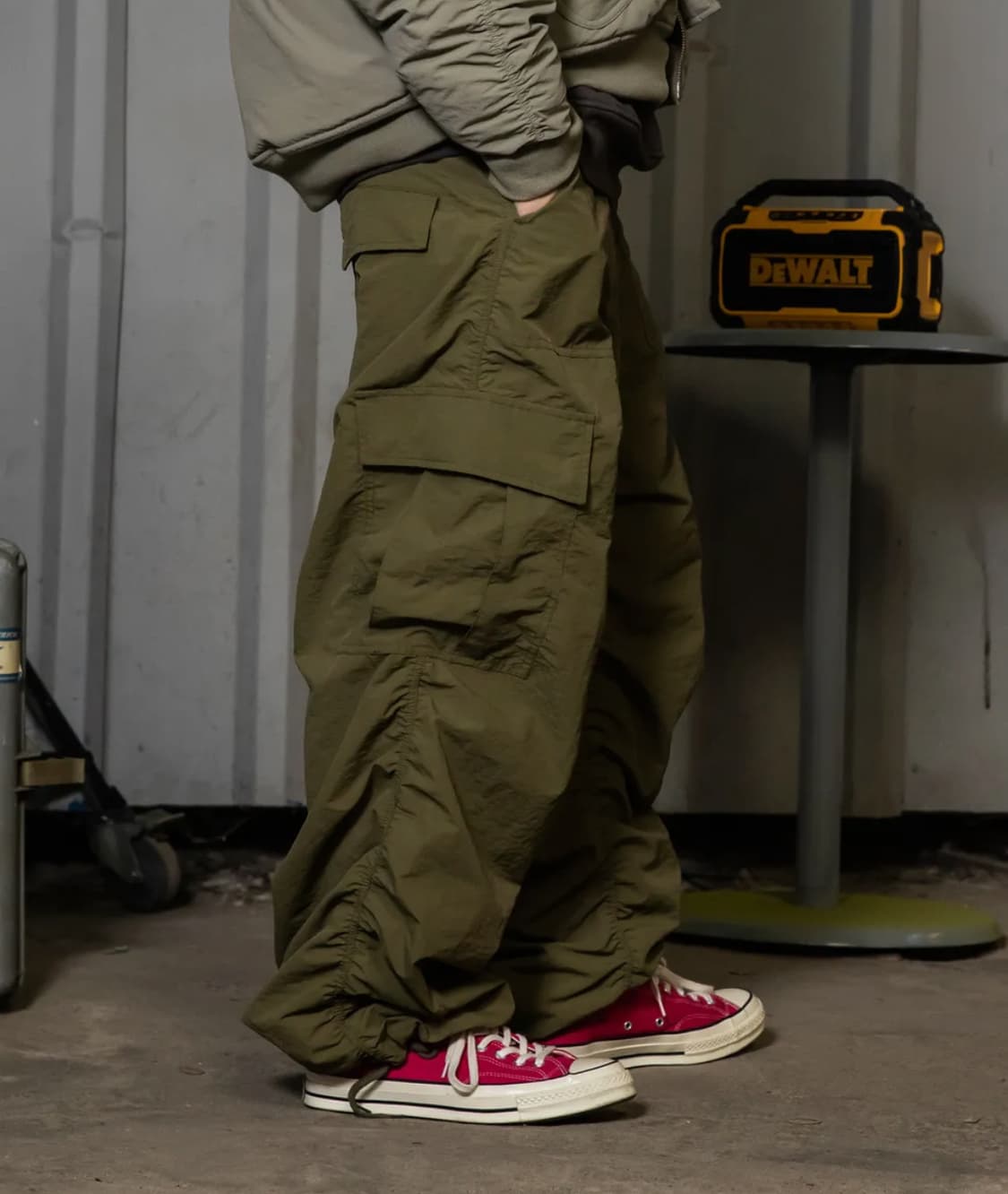 엑스톤즈 XP127 셔링 카고 팬츠 (KHAKI) S 상품이미지1