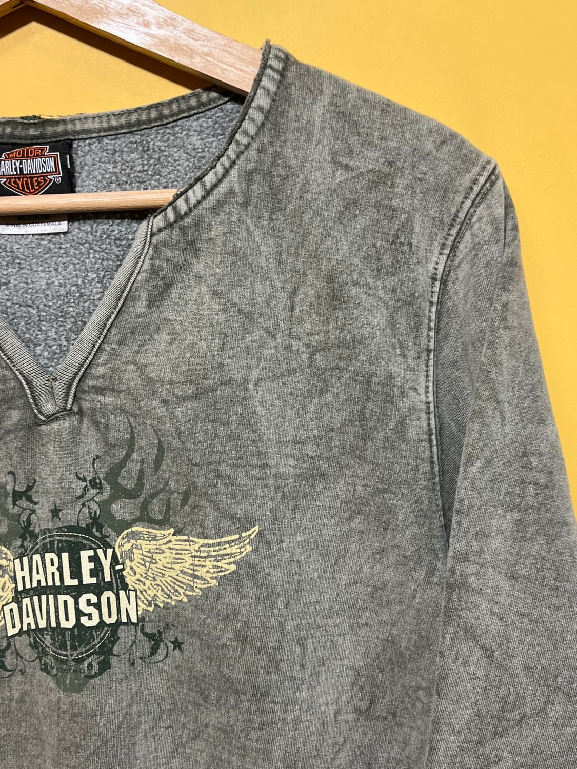 [M] 할리데이비슨 V 노치 윙 그래픽 맨투맨 플레임 상품이미지2