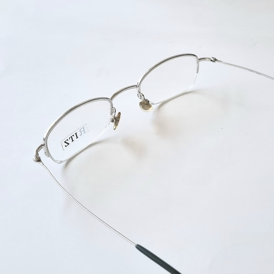 데드스탁 빈티지 실버 메탈 슬림 반무테 안경테 696 상품이미지3