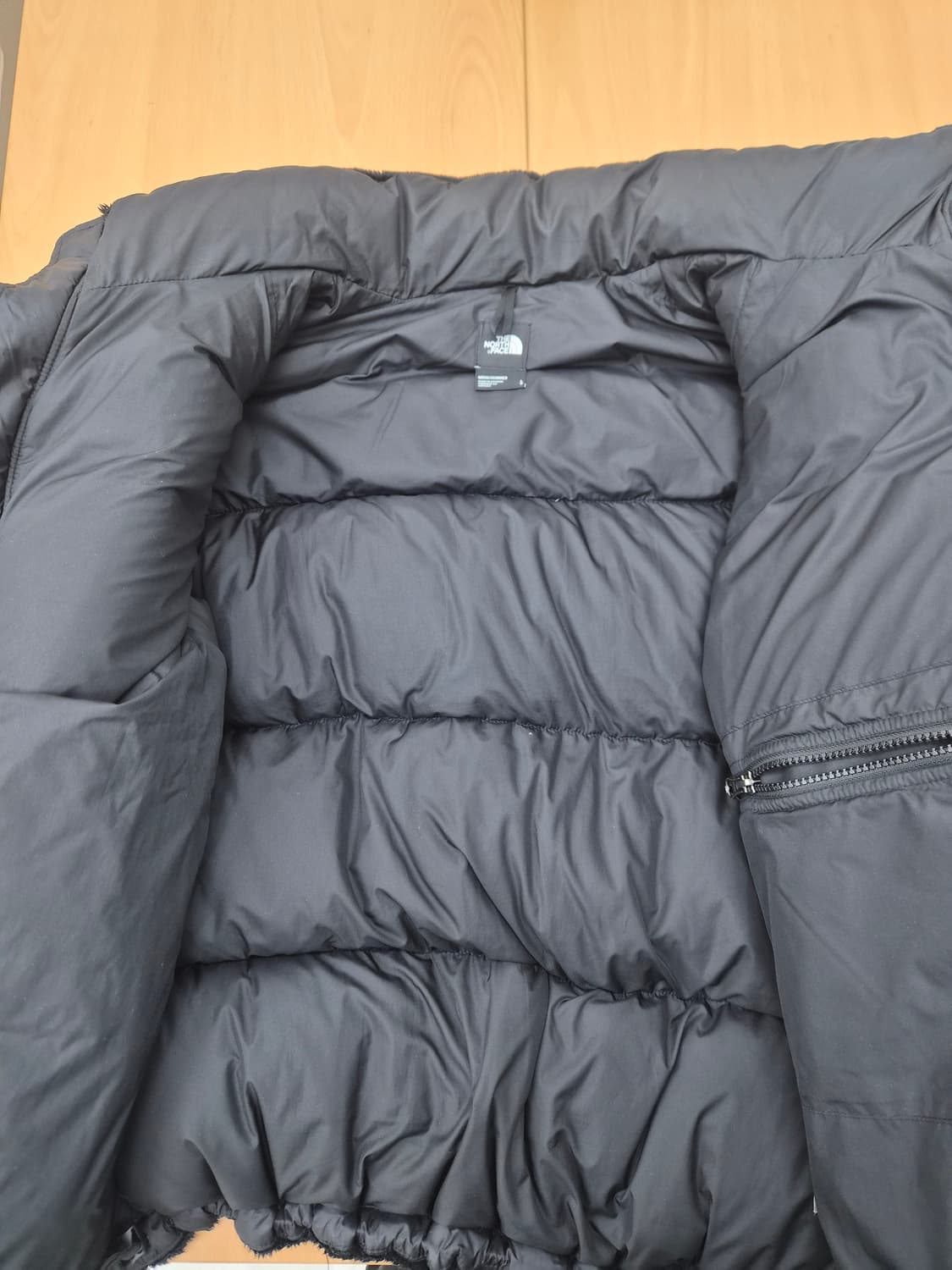 눕시 벨루어 블랙 패딩 L 상품이미지6