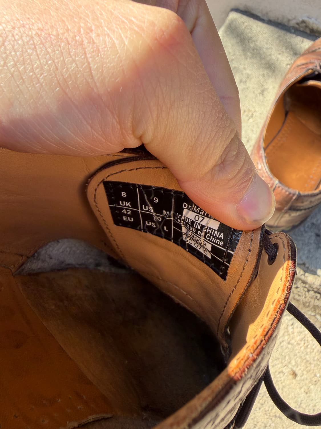 Dr. Martens 브라운 빈티지 브로그 더비 슈즈 상품이미지4