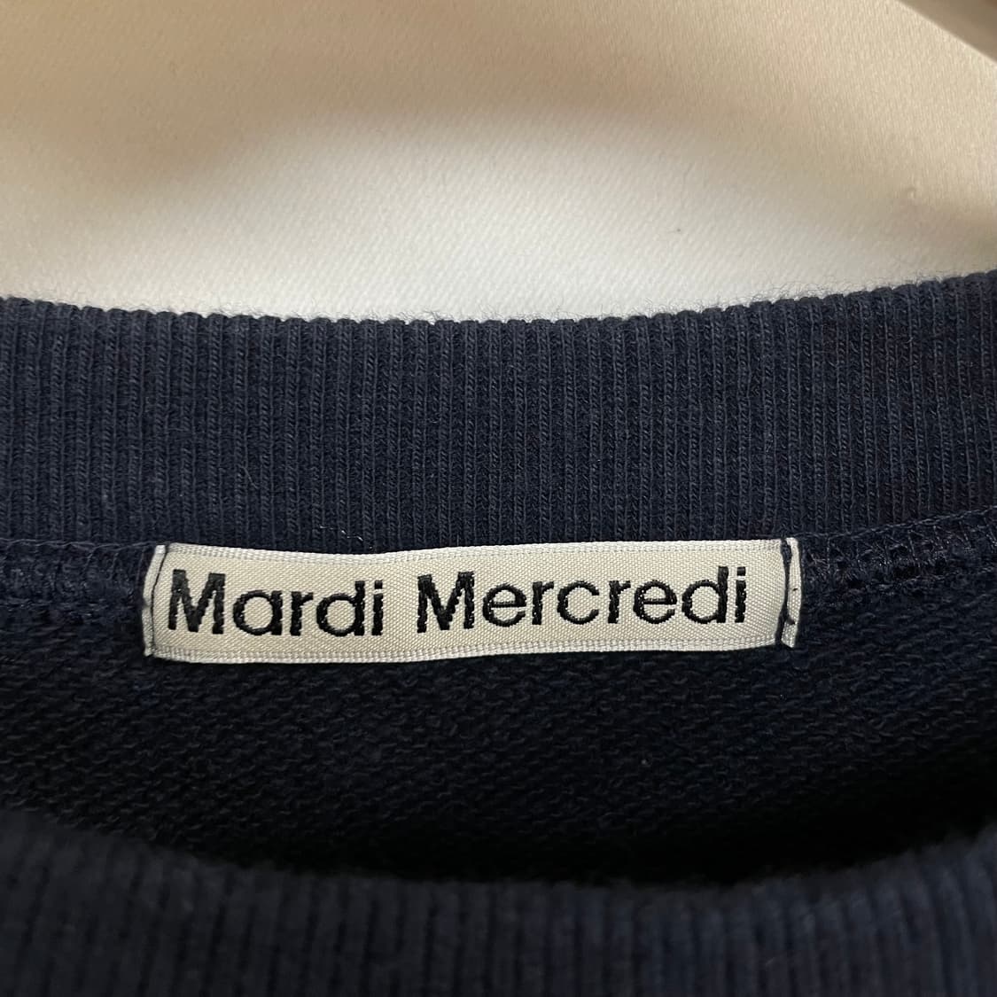 Mardi mercredi sweatshirt 상품이미지4