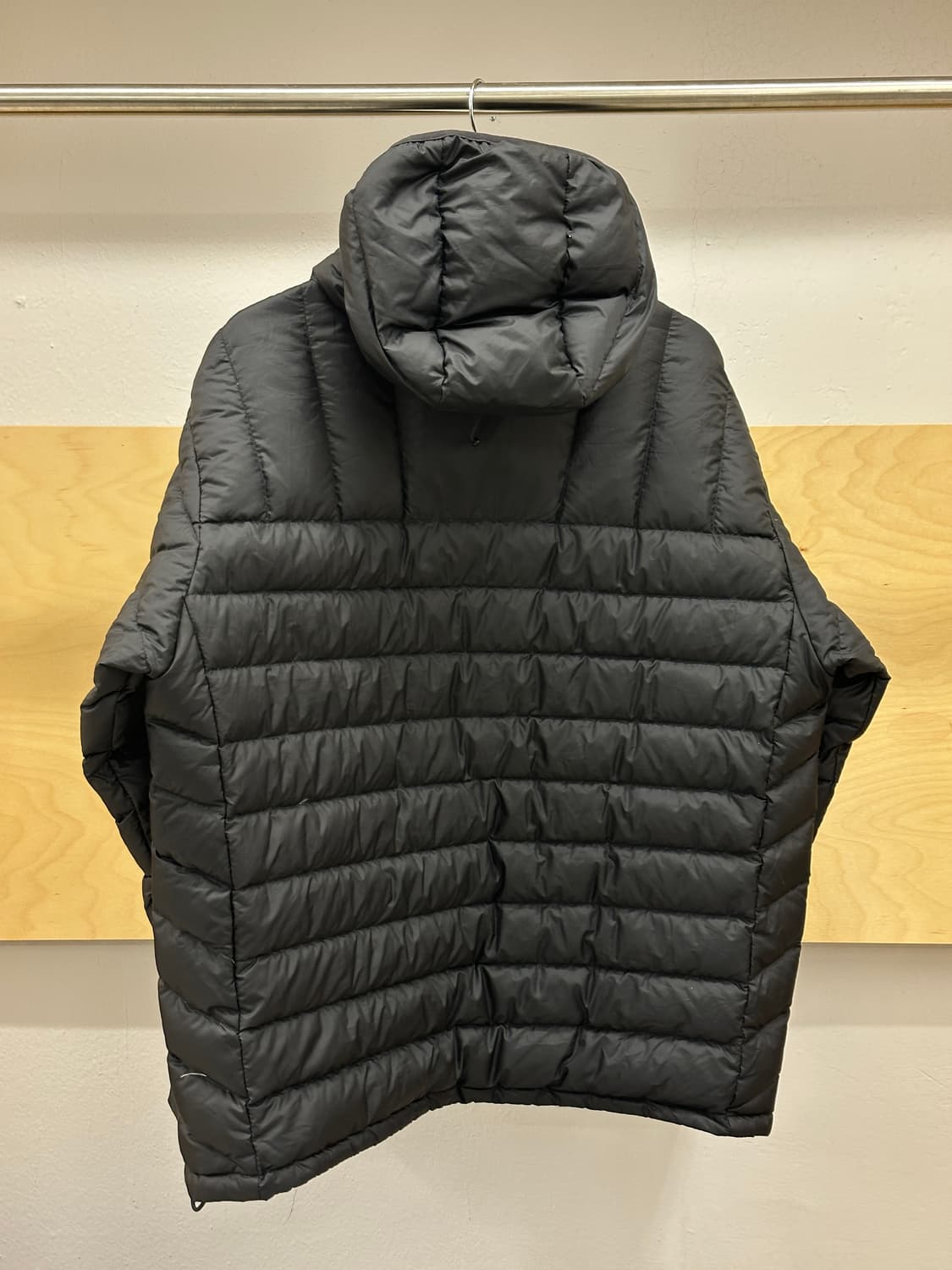 슈프림 마이크로 다운 하프 집 후드 풀오버 블랙 - 24FW 상품이미지2