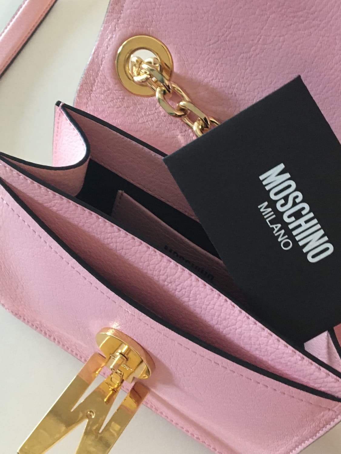 (착샷O) Moschino Croc-Embossed Leather bag 상품이미지5