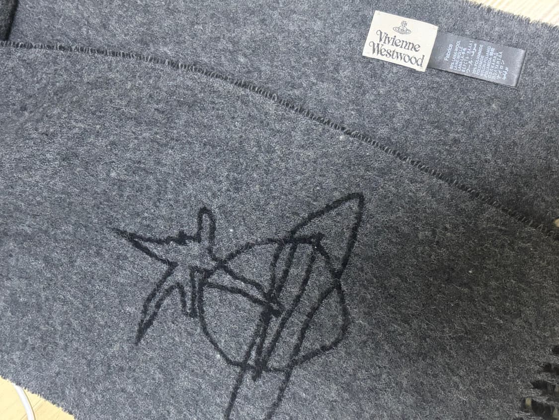 비비안웨스트우드 Vivienne Westwood ORB 머플러 상품이미지2