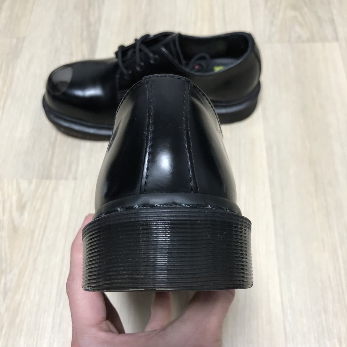 (230) 닥터마틴 Dr.martens X 섹스피스톨즈 3홀 스틸토 블랙 상품이미지3