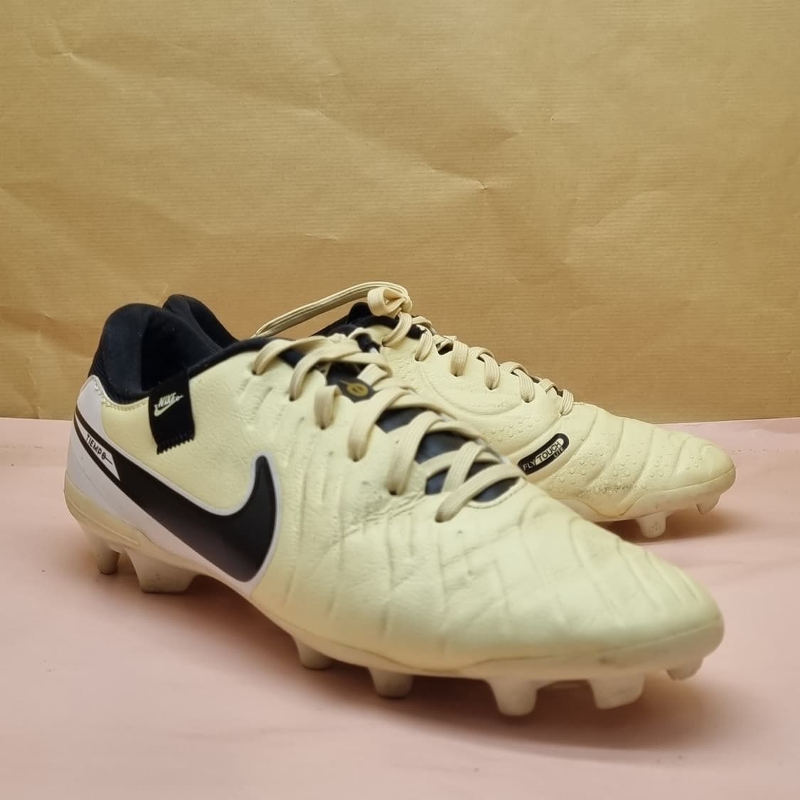나이키 티엠포 레전드 10프로 축구화260 상품이미지1