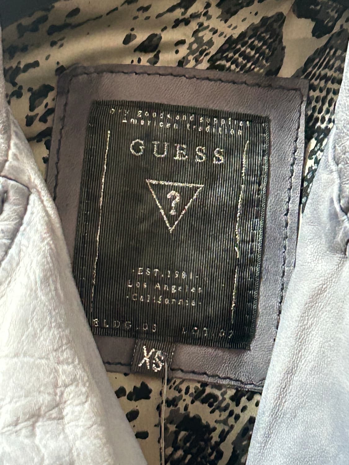 Guess leather jacket 상품이미지2