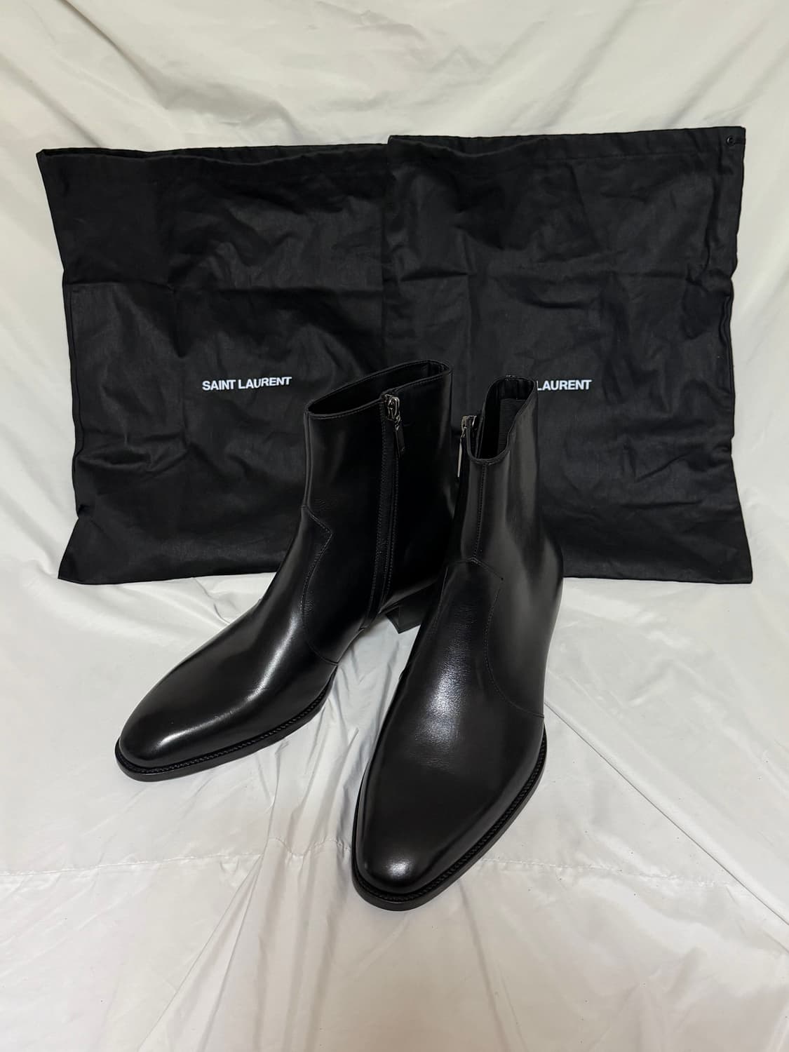 생로랑 레더 첼시 앵클 부츠 상품이미지1