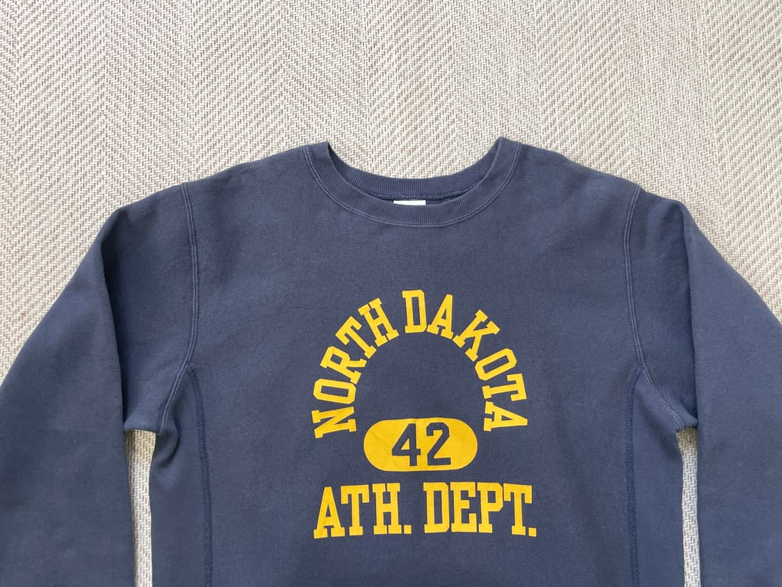 챔피온 리버스위브 노스다코타 애슬레틱 스웻셔츠  상품이미지3