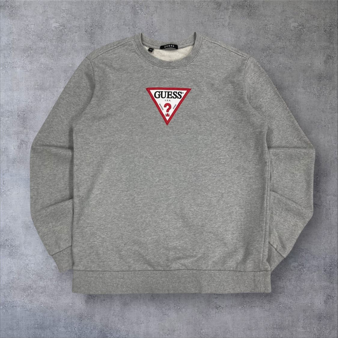 게스 그레이 컬러 센터 로고 맨투맨 상품이미지1