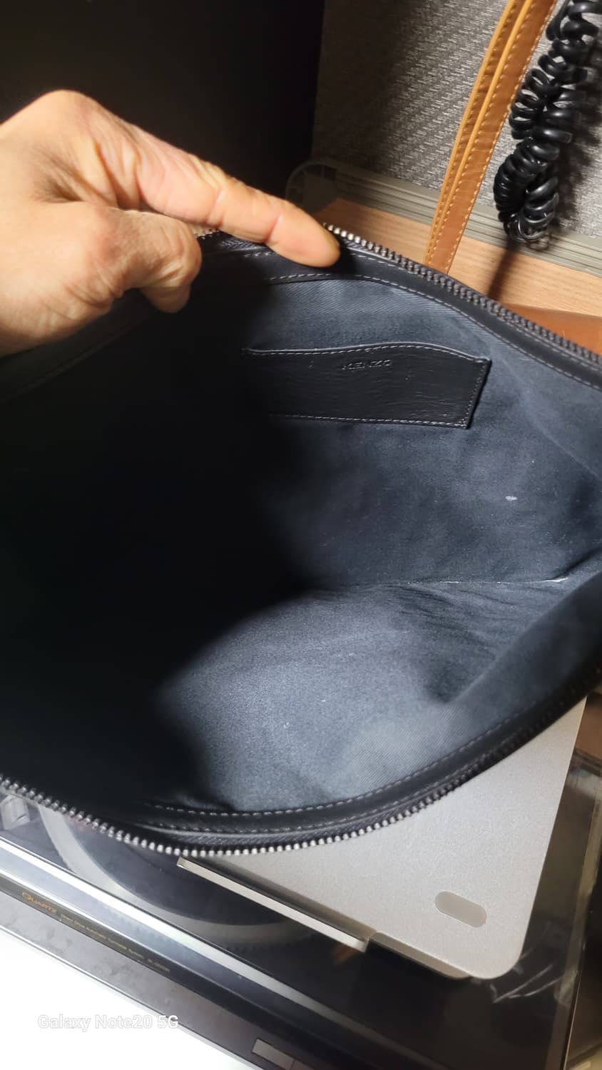 겐조 가죽 클러치 상품이미지3