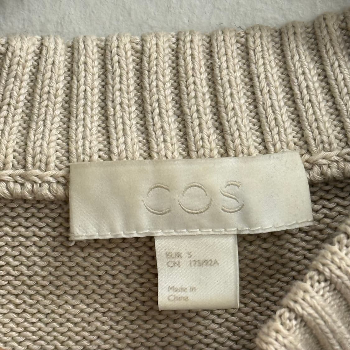 코스(COS) 오버핏 라운드넥 니트 스웨터 (S) 상품이미지2