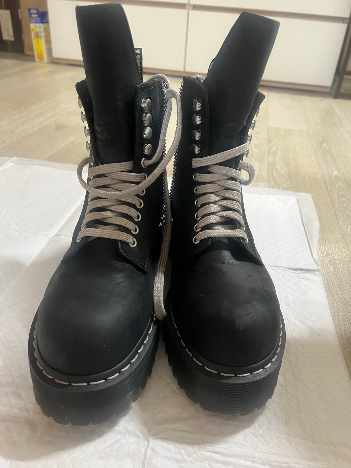 닥터마틴 x 릭 오웬스 쿼드 솔 스틸 토 부츠 블랙 상품이미지1