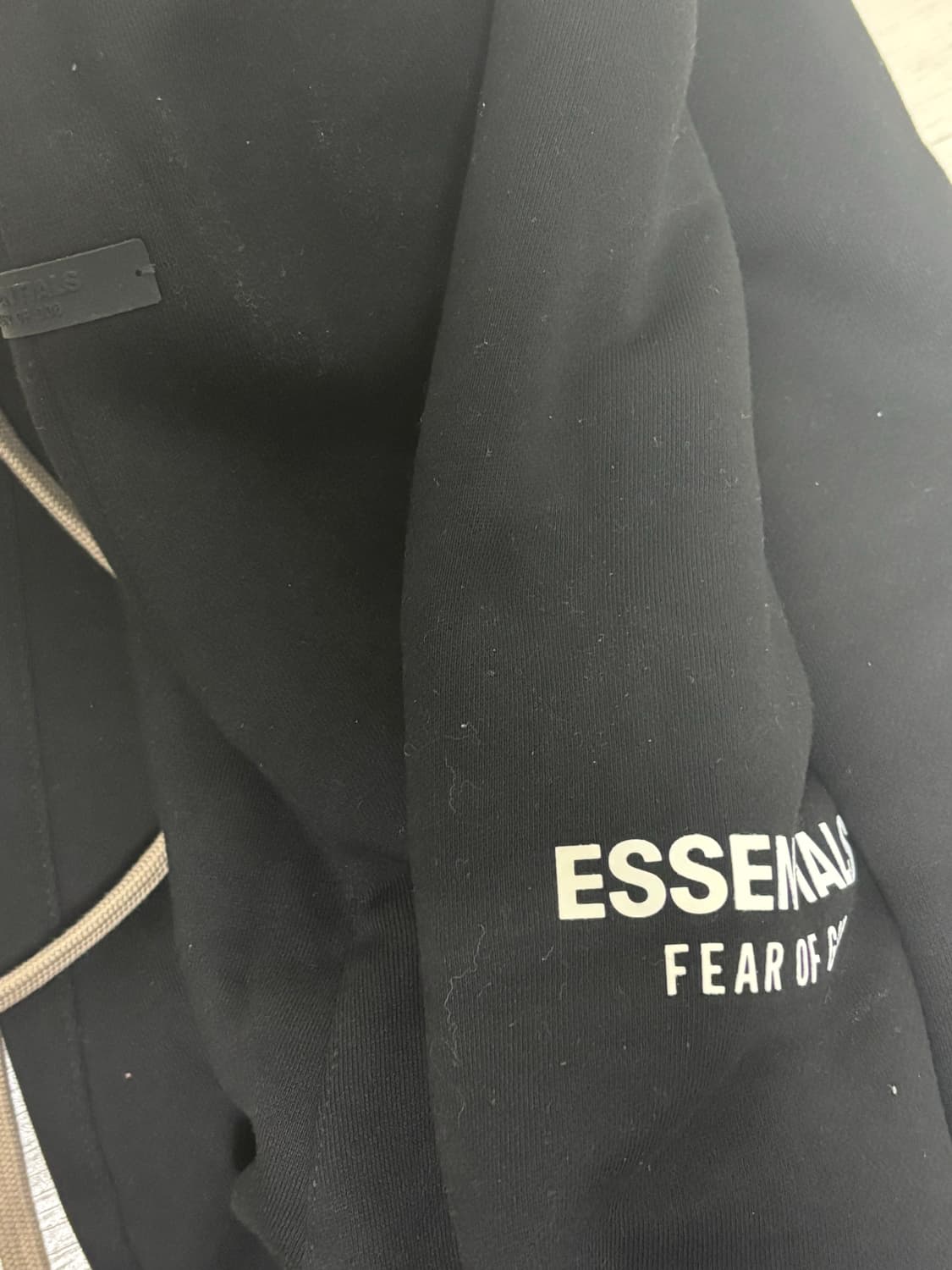 에센셜 플리스 에센셜 스웨트 팬츠 블랙 XL 상품이미지2