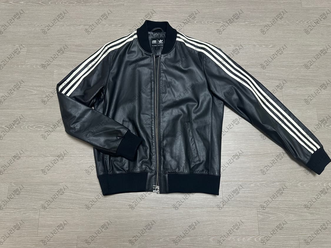 아디다스 퍼렐윌리엄스 가죽 트랙탑 상품이미지1