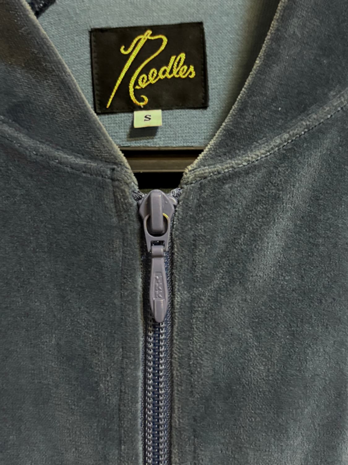 니들스 벨루어 RC 트랙자켓_스모크블루_S 상품이미지5
