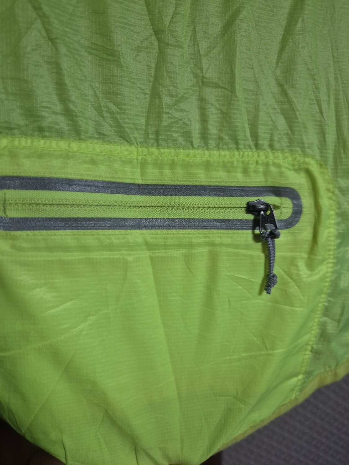 나이키에어로로프트800  여성패딩조끼m 상품이미지9