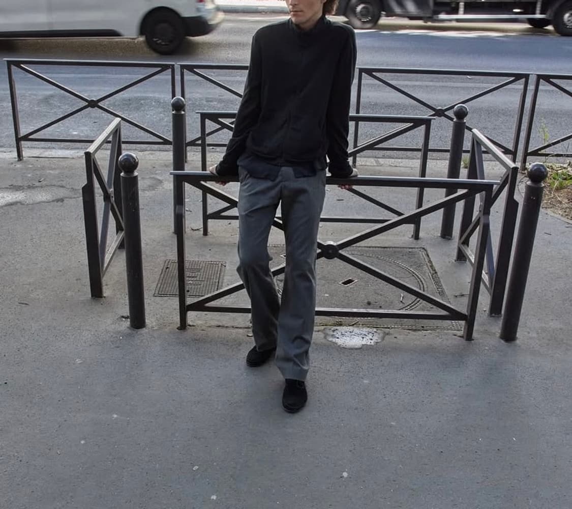 머듈 넥 집업 블랙 1사이즈 상품이미지2