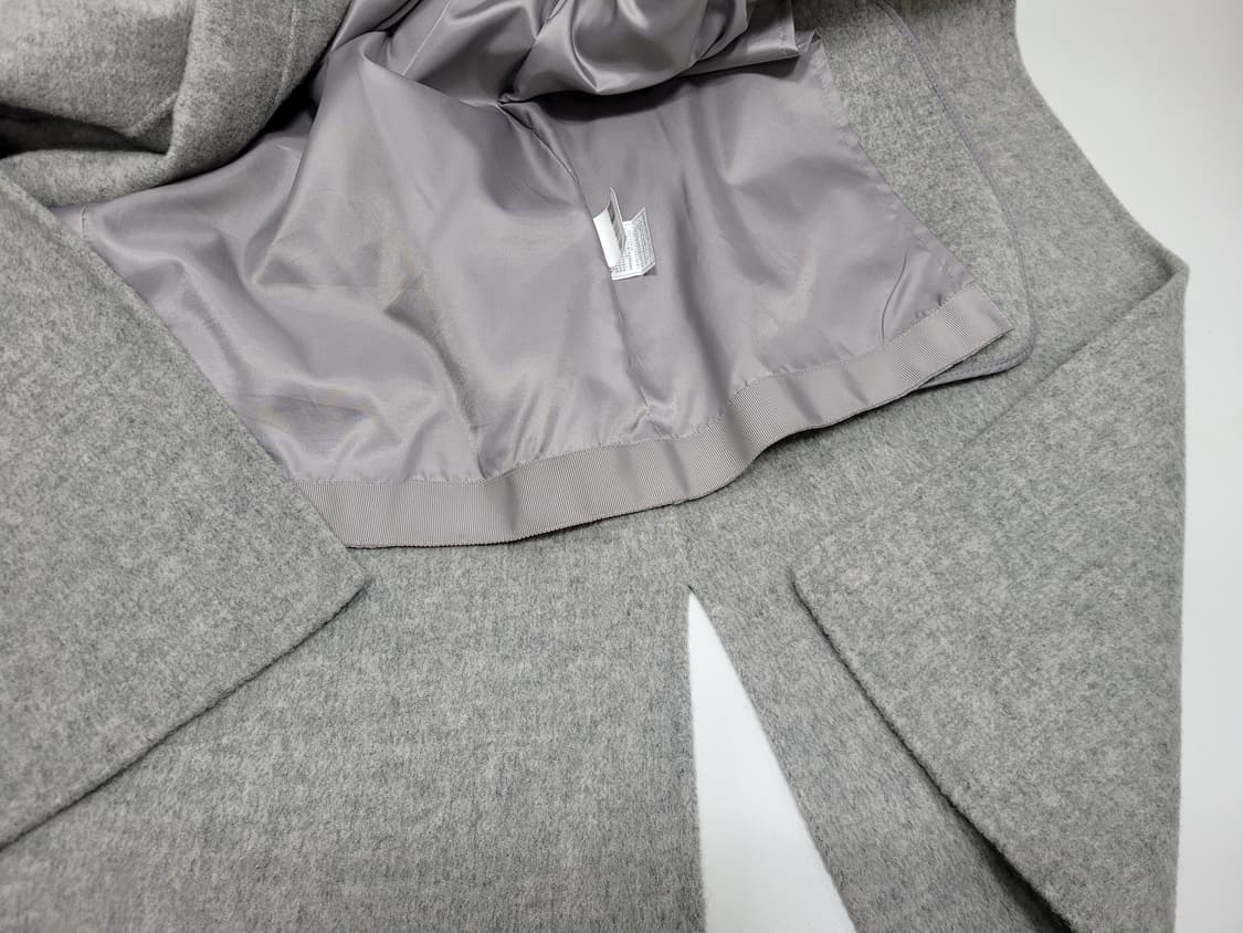 Roem 로엠 핸드메이드 모 100% 벨티드 코트 / 여 85 그레이
z 상품이미지7