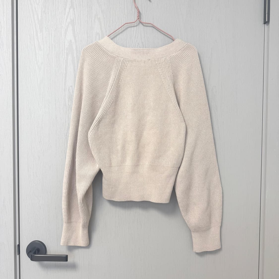 (m) cos 크롭 벌룬 브이넥 가디건  상품이미지2