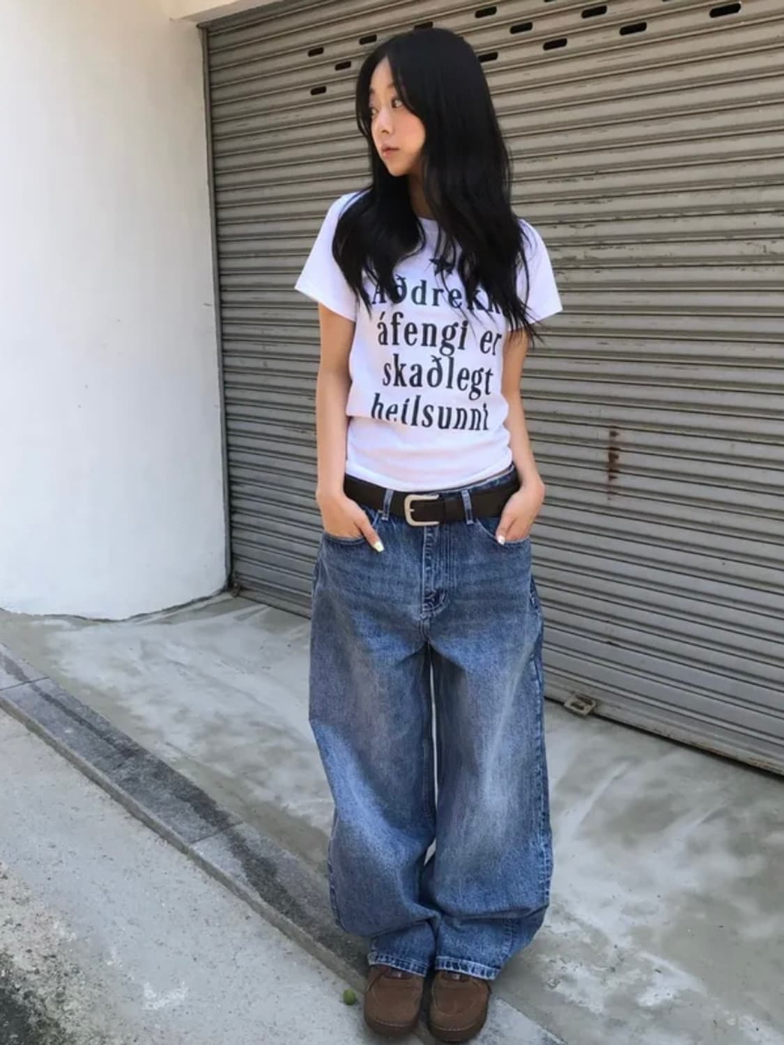 커브드핏 블루 데님팬츠 상품이미지4