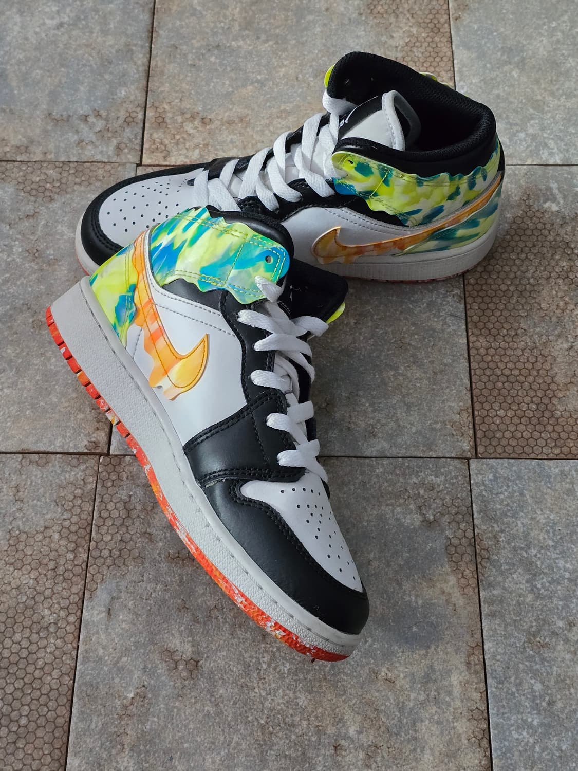 (230)나이키 에어 조던 1 미드 se 드립 상품이미지4