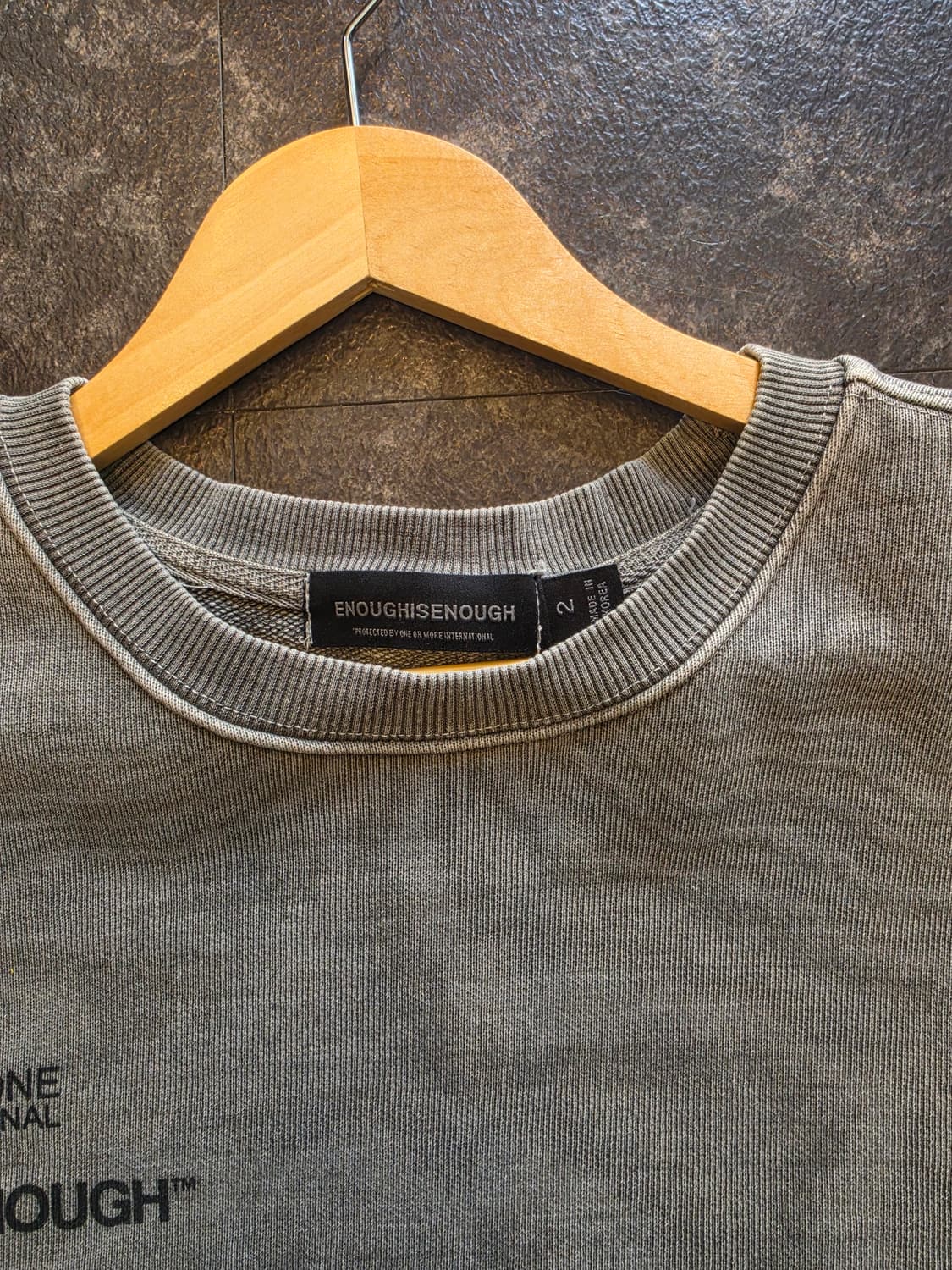 이너프이즈이너프 센터웨빙맨투맨 상품이미지4