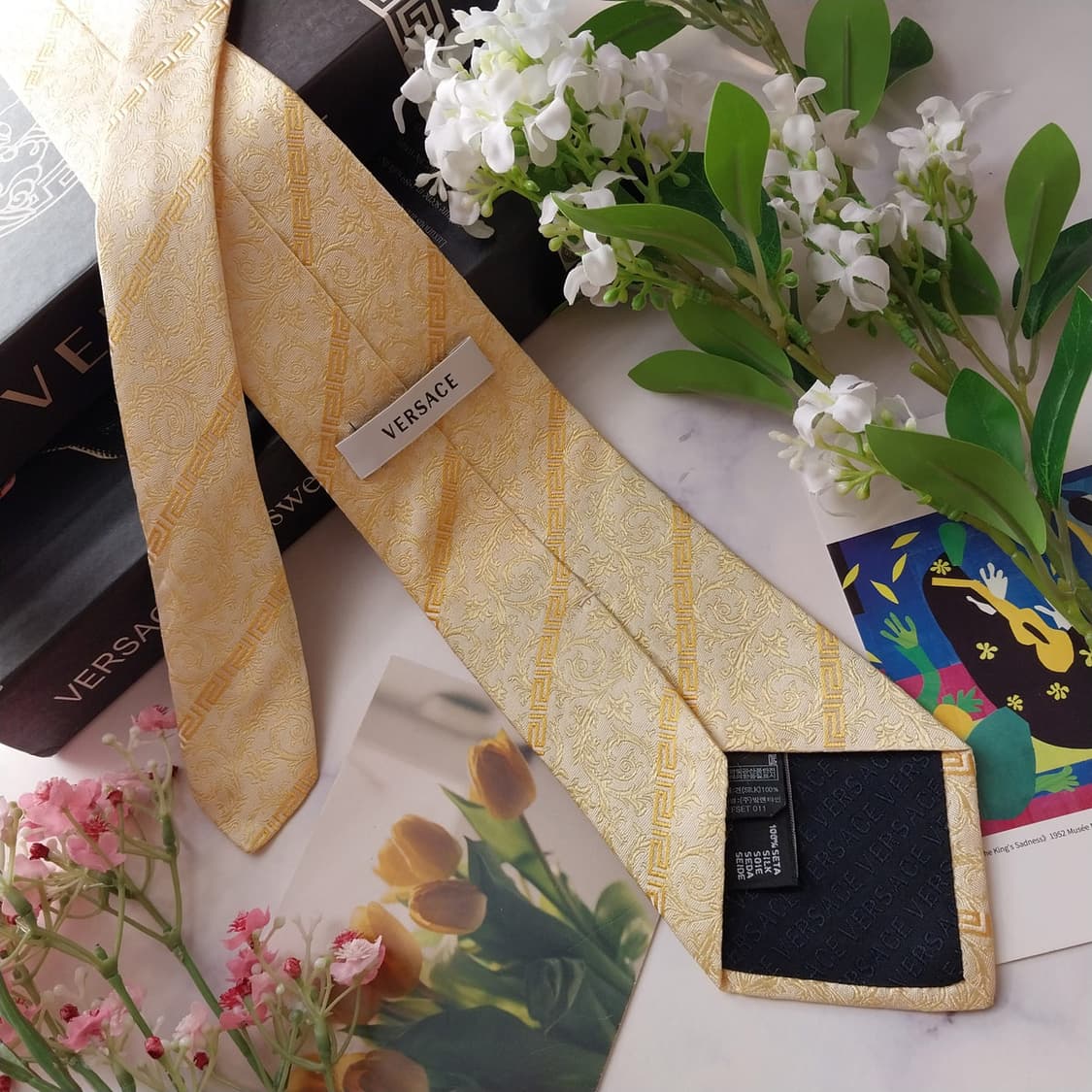 베르사체 실크 로고 문양 자카드 넥타이 8.7cm A+등급 K1837
 상품이미지4