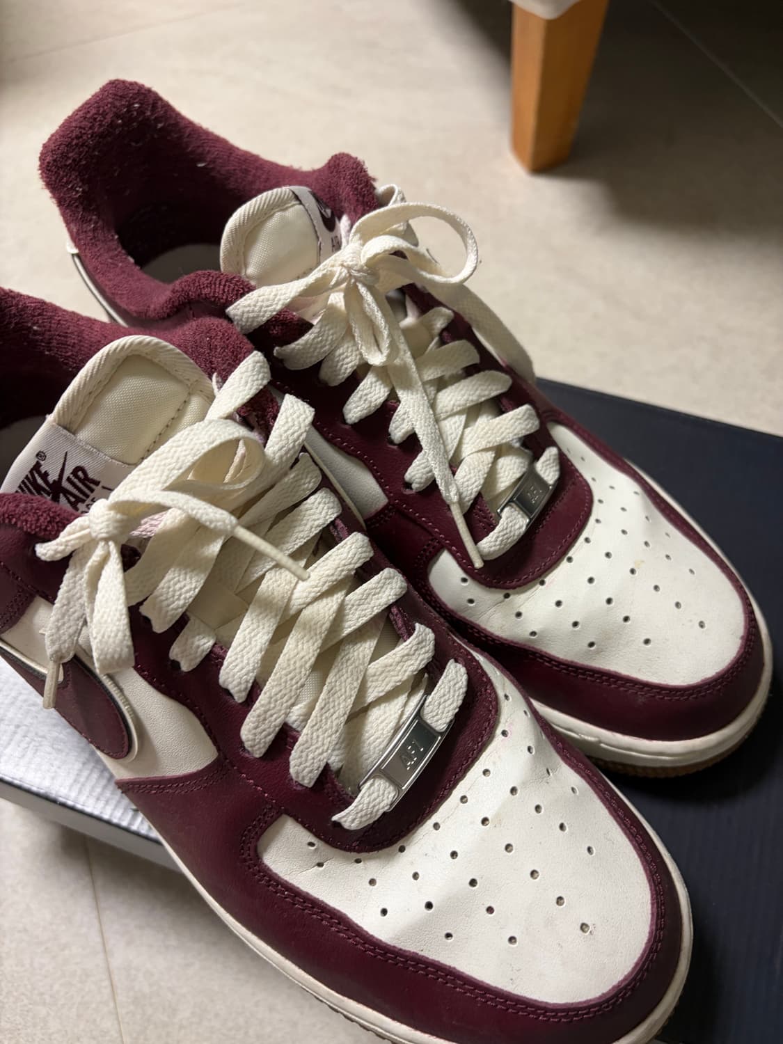 나이키 에어포스 1 '07 LV8 나이트 마룬 상품이미지6