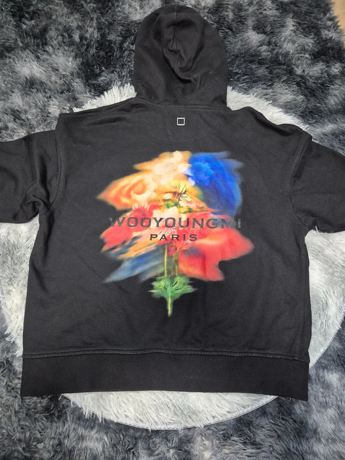 우영미 백 플라워 후드티 상품이미지5