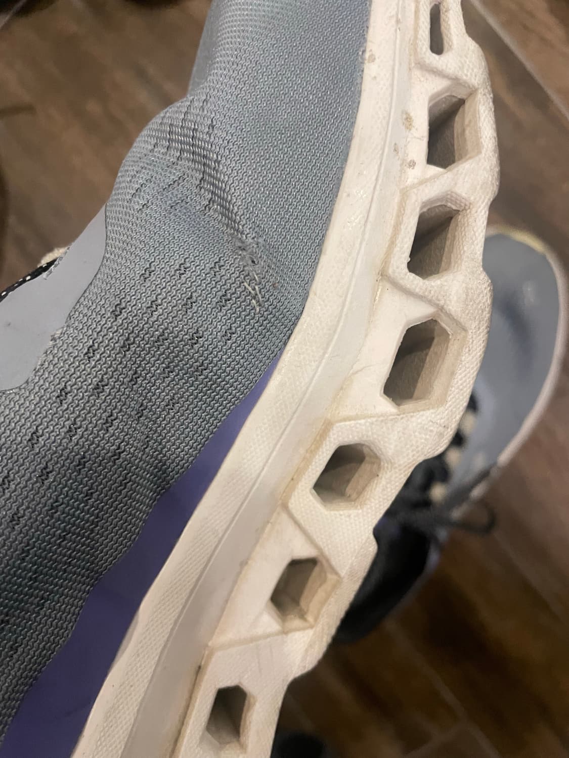 옴 런닝 클라우드 몬스터 285 상품이미지6