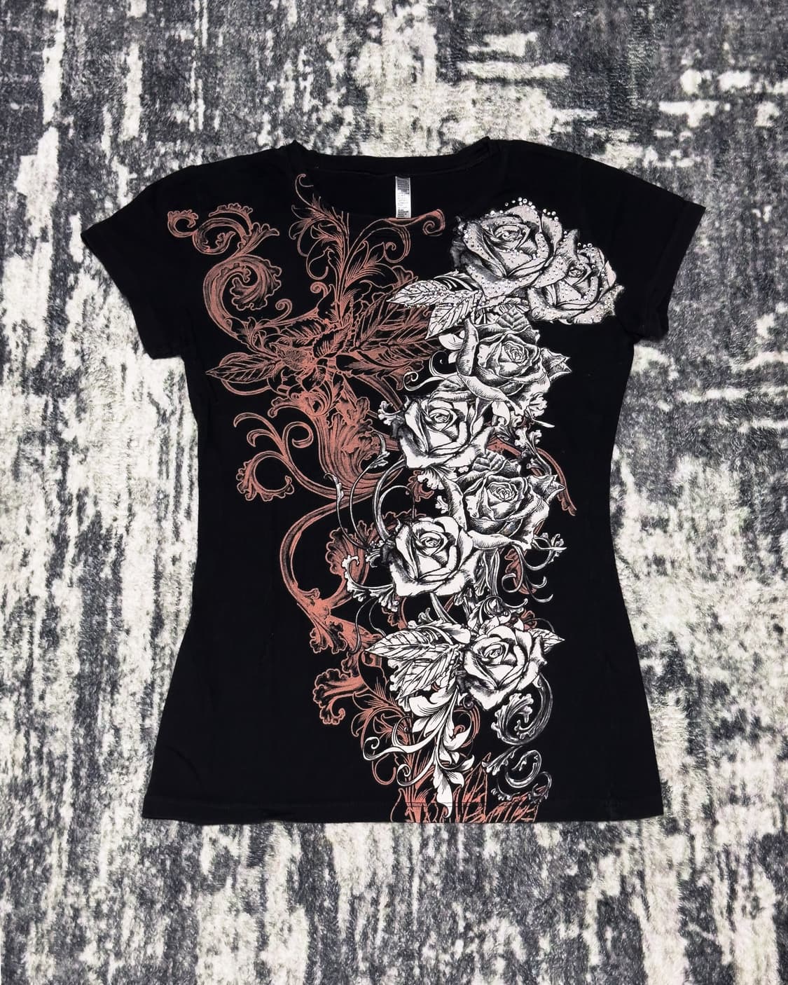 {Unknown} Rose Arabesque Graphic Tee  상품이미지3