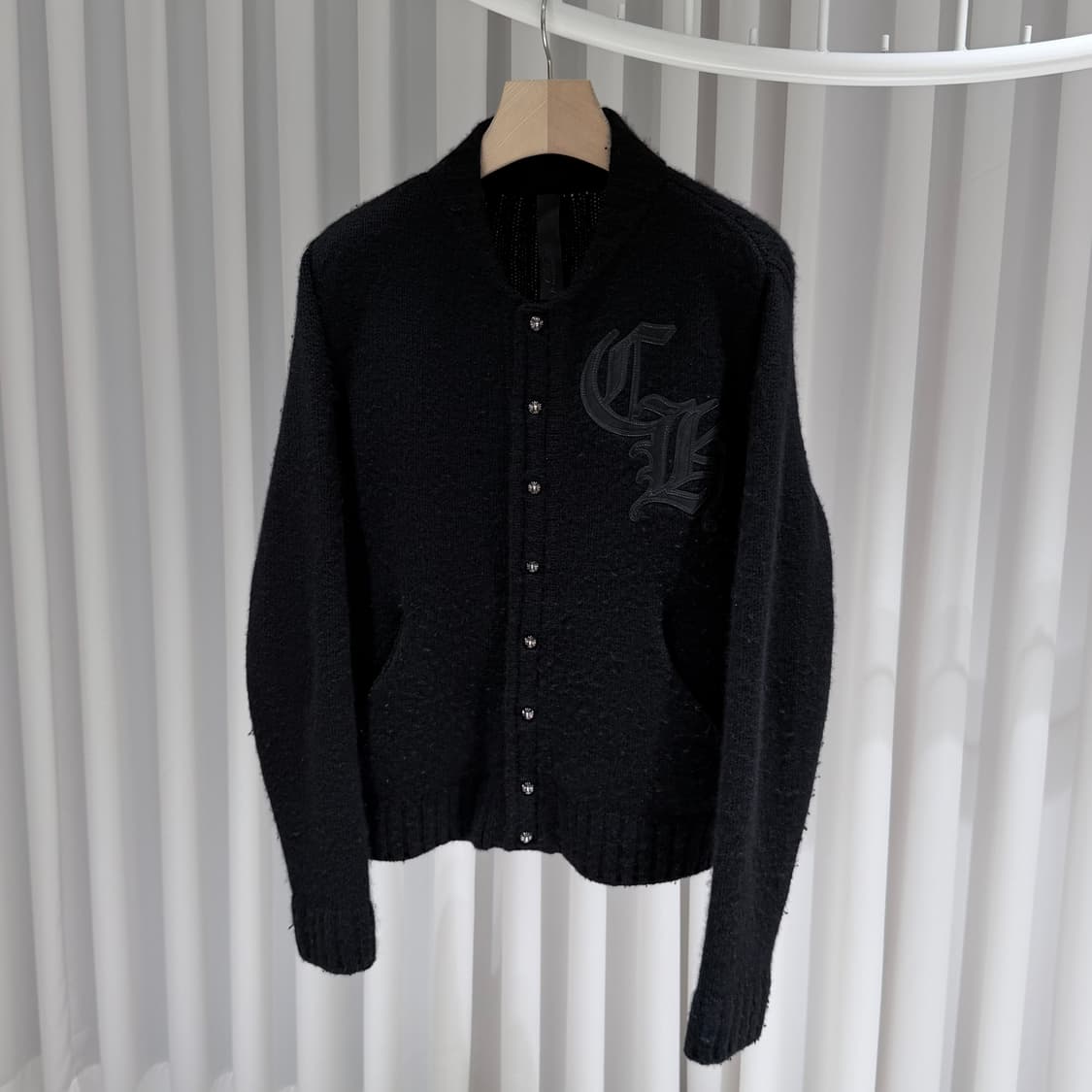 (A+/ M) / 크롬하츠 자수 레터맨 블랙 가디건 상품이미지2