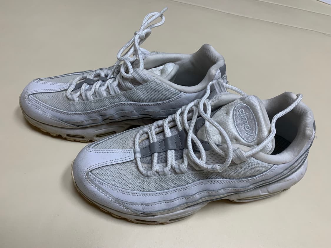 [250] 나이키 NIKE 에어맥스 95 에센셜 트리플 화이트 상품이미지3