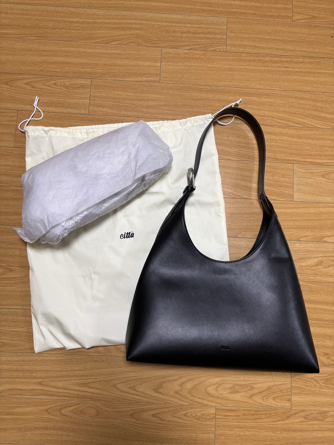 씨타 숄더백 블랙 상품이미지5