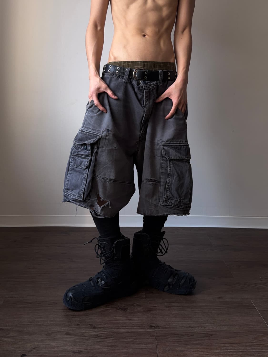 Abercrombie & fitch 디스트레스 카고 쇼츠 상품이미지1