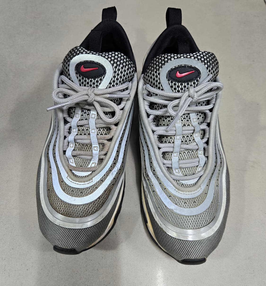 나이키 에어맥스97 울트라17 메탈릭 실버 240mm 상품이미지3