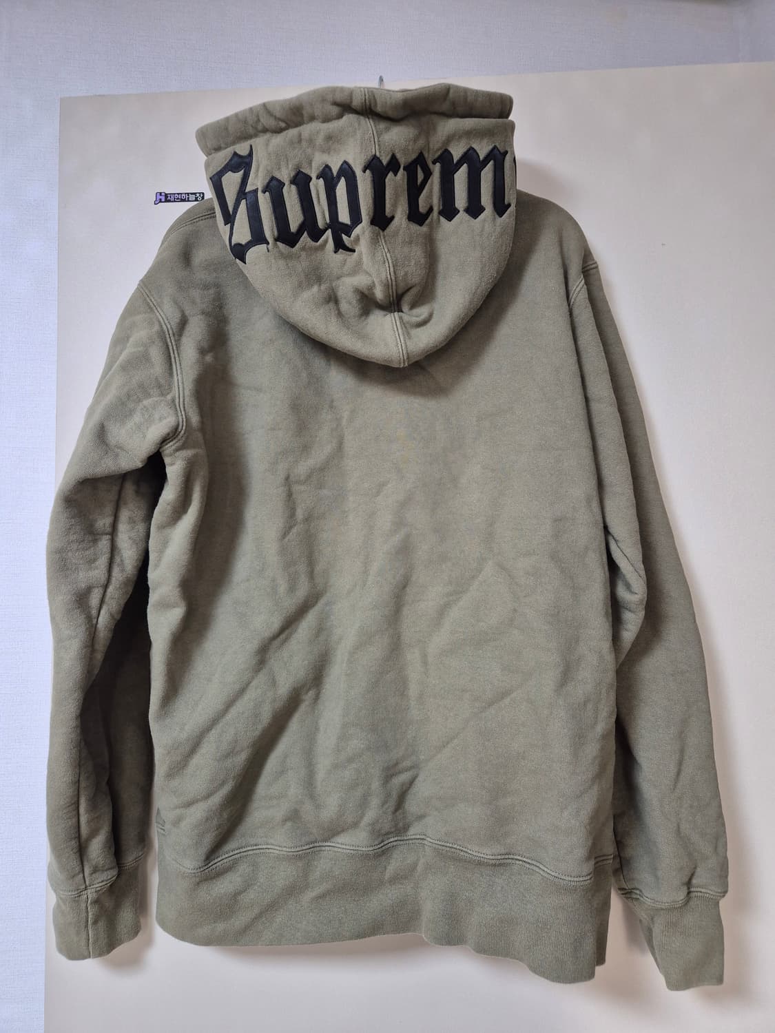 [L] 16FW 슈프림 올드 잉글리쉬 후드 로고 집업 (올리브) 상품이미지2