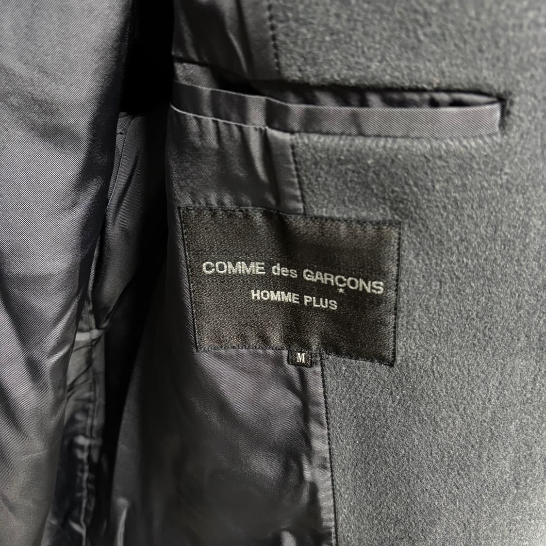 M) 꼼데가르송 옴므 플러스 헤링본 체스터 코트 상품이미지5