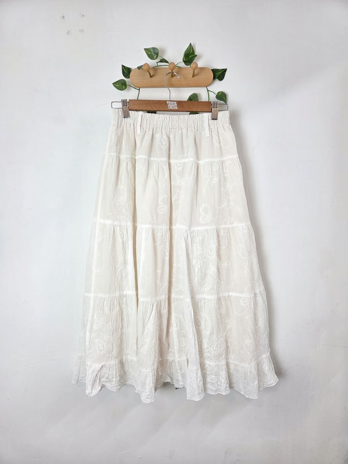 퓨어 자수 캉캉 롱스커트 상품이미지4