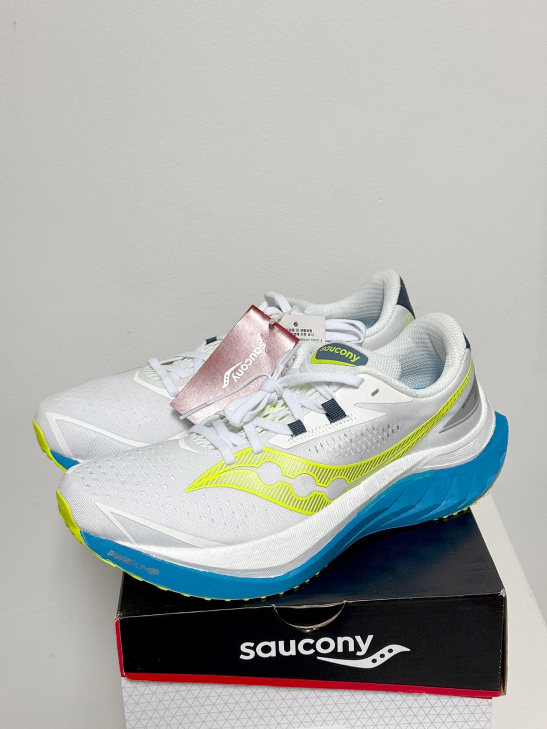 [280] 써코니 엔돌핀 스피드4 비지블루 런닝화 상품이미지1