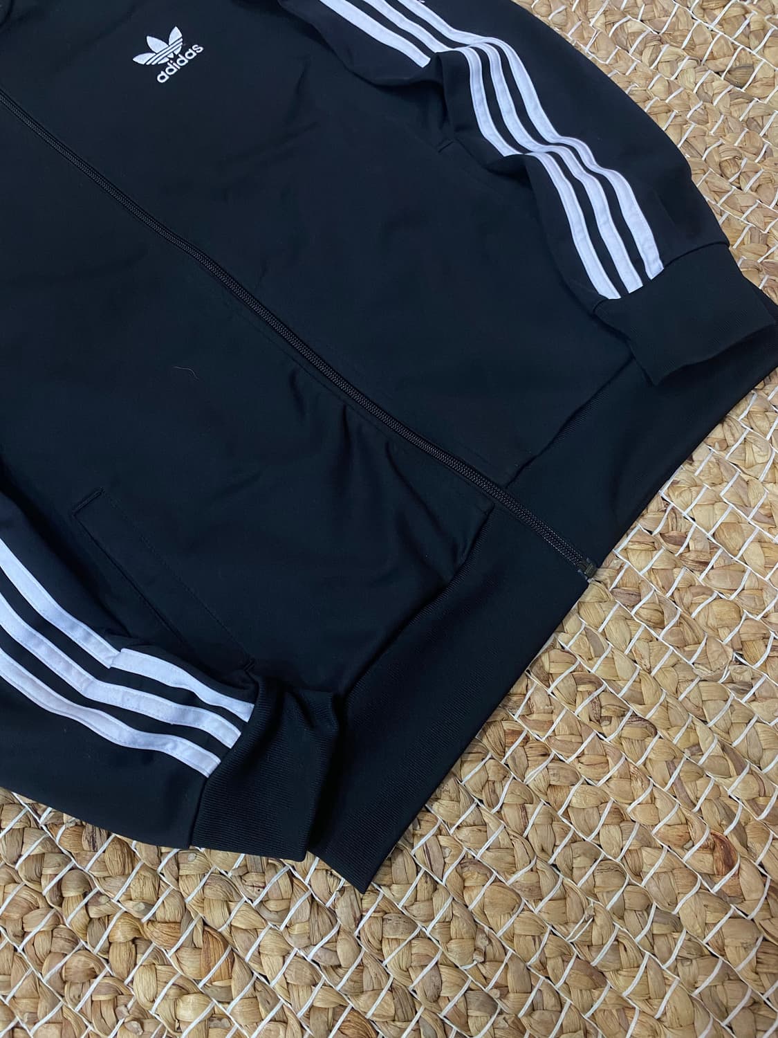 [여자90] Adidas 오리지널 검흰 슈퍼스타 트랙탑 상품이미지3