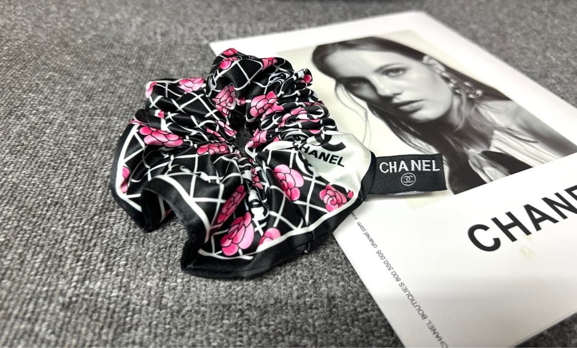 샤넬 까멜리아 핑크 헤어슈슈 상품이미지1