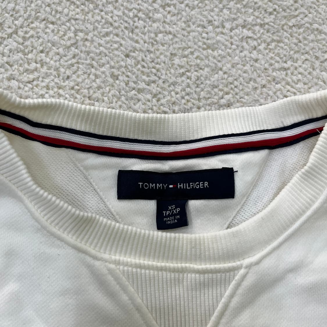 XS 타미힐피거 스몰로고 긴팔 맨투맨 0402M 상품이미지2