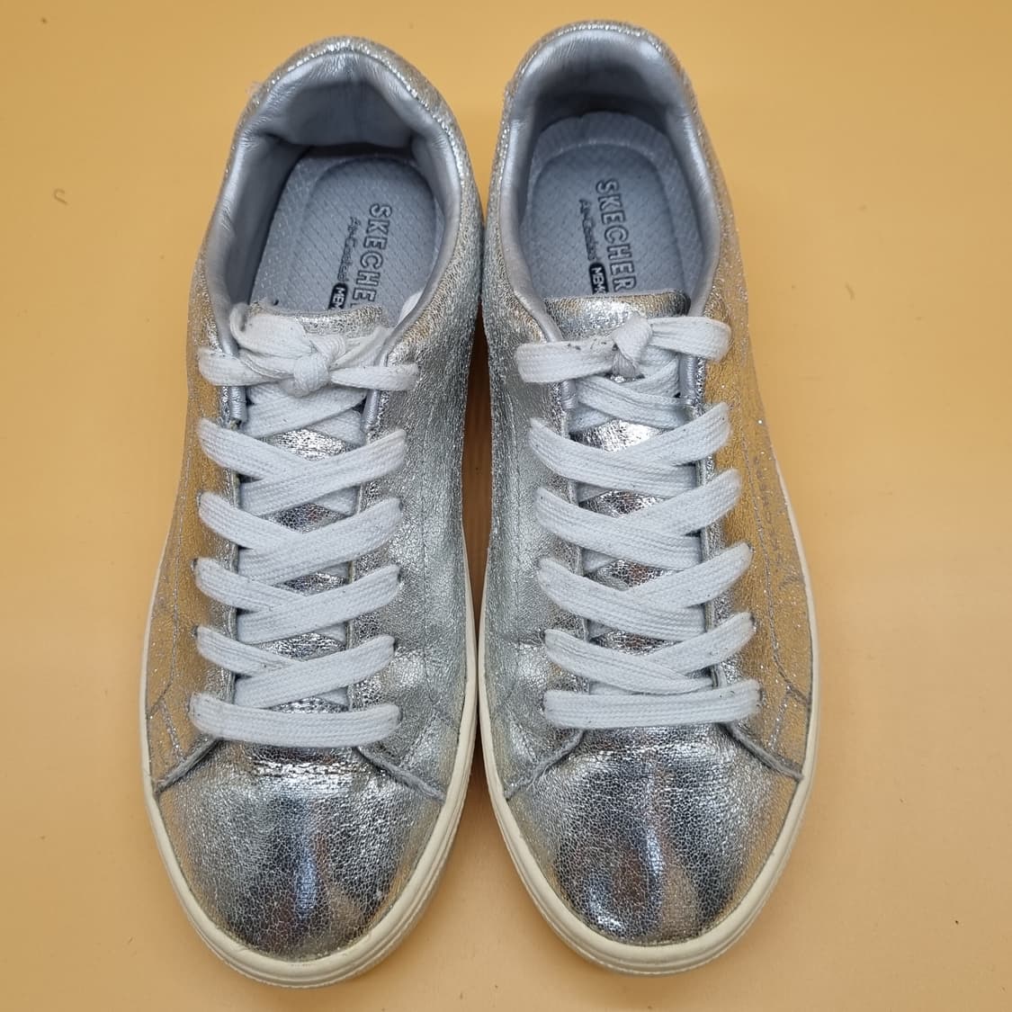스케쳐스 실버 플랫폼 스니커즈 245 상품이미지2